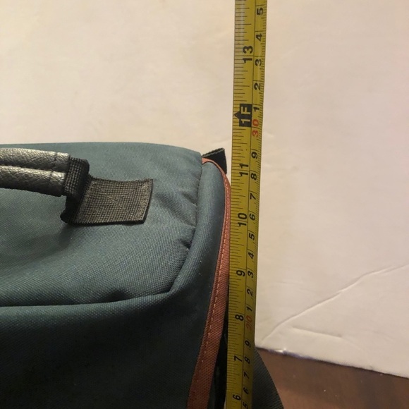 - Video Camera Case. Lowe Pro. - Picture 6 of 9